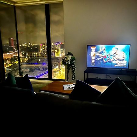 Premium Deals L Last-Minute Stay L 4 Min Walk To Birmingham Central Library L 18Th Floor 2 Bed 2 Bath City Centre Penthouse With Gym & Netflix By Jvt Short Lets Екстер'єр фото
