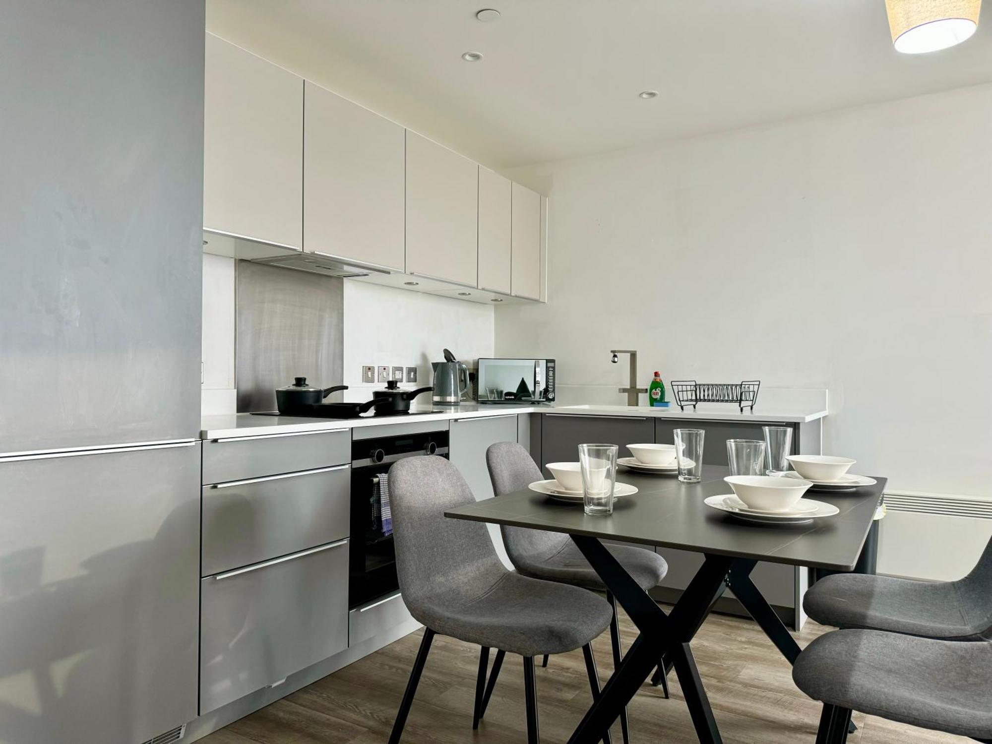 Premium Deals L Last-Minute Stay L 4 Min Walk To Birmingham Central Library L 18Th Floor 2 Bed 2 Bath City Centre Penthouse With Gym & Netflix By Jvt Short Lets Екстер'єр фото