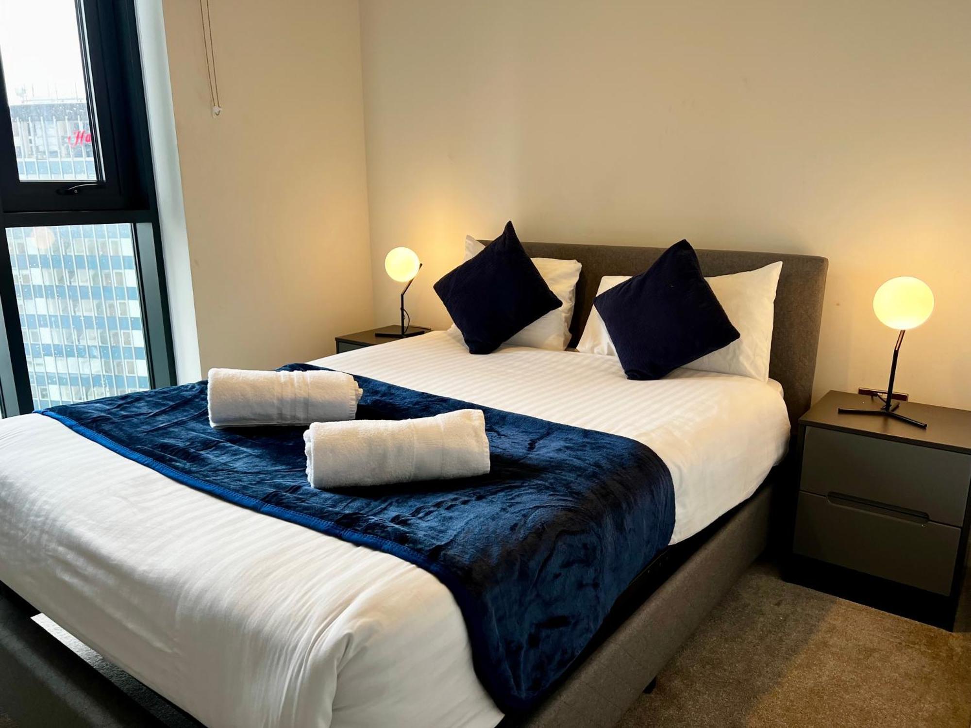 Premium Deals L Last-Minute Stay L 4 Min Walk To Birmingham Central Library L 18Th Floor 2 Bed 2 Bath City Centre Penthouse With Gym & Netflix By Jvt Short Lets Екстер'єр фото